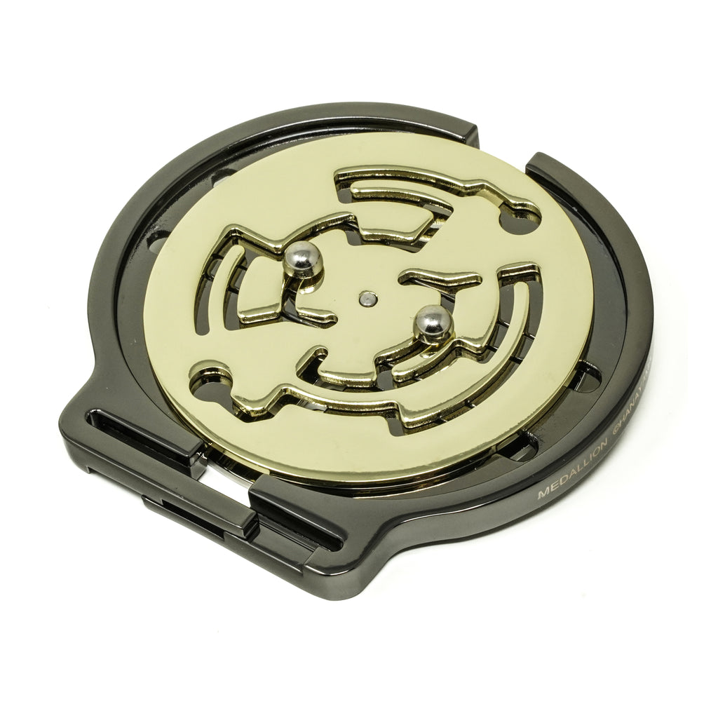 areyougamemart.com Hanayama Level 5 Cast Puzzle - Medallion